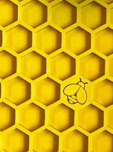 Sodapup Honeycomb Lick Mat